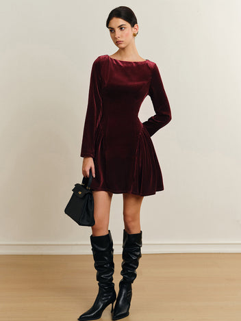 Velvet-style mini dress for daytime wedding
